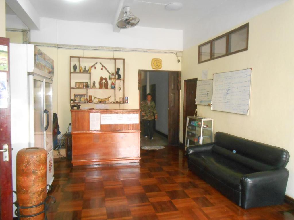 Saysouly Guesthouse เวียงจันทน์ ภายนอก รูปภาพ